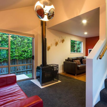 Riverview Retreat Holiday Home By Majordomo Queenstown Exterior foto